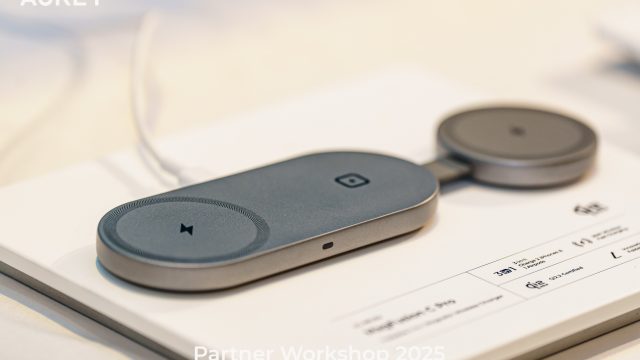 Wireless Charging Cepat ala Aukey