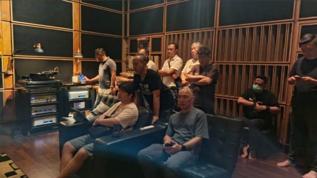 Main Audio Tak Ada Batas Kepuasan